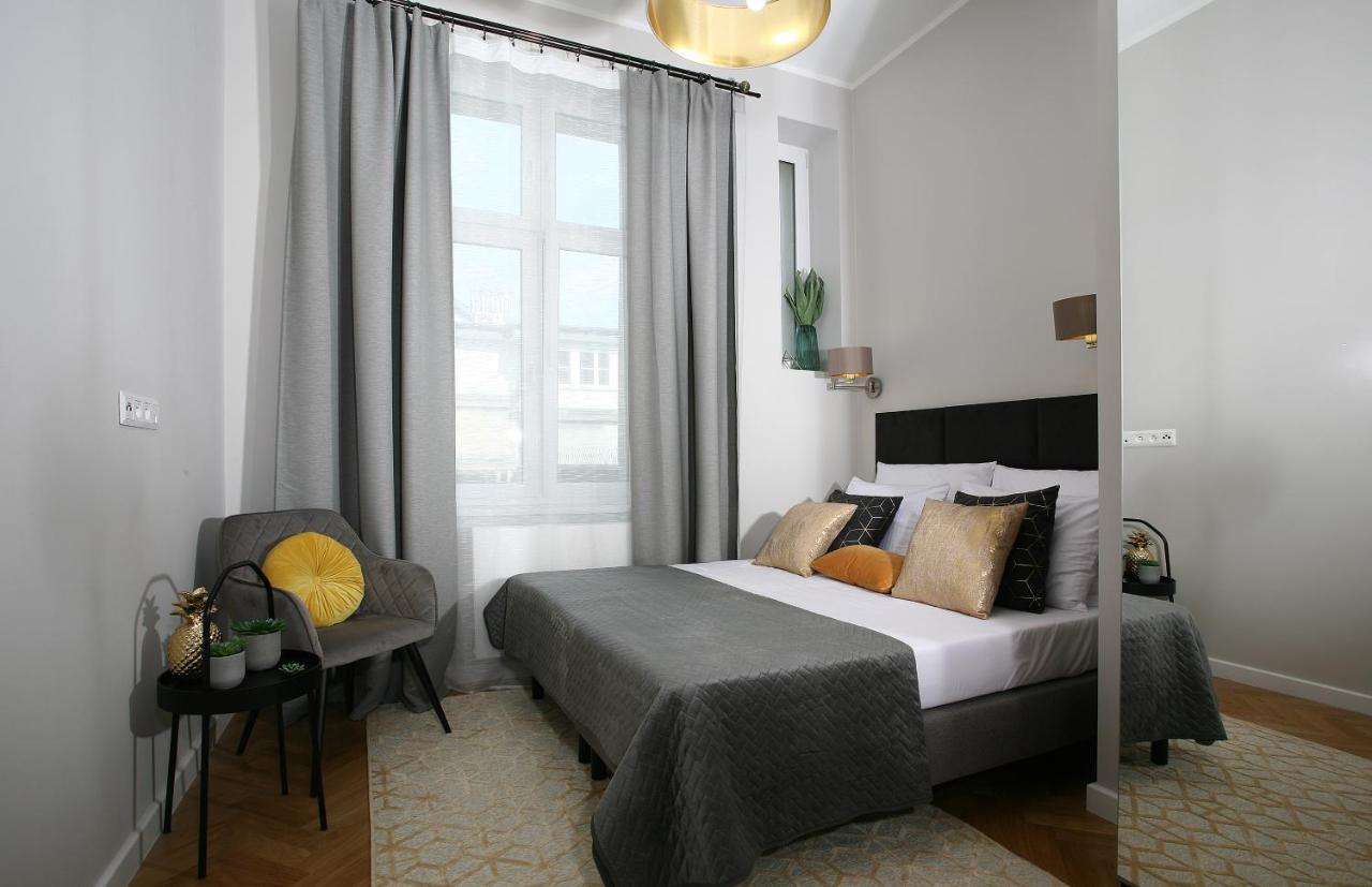 Gem Apartment By Castle Krasków Eksteriør bilde